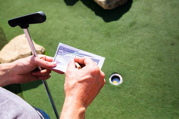 Marella Discovery - Mini Golf, Credit. Jade Duggleby.jpg